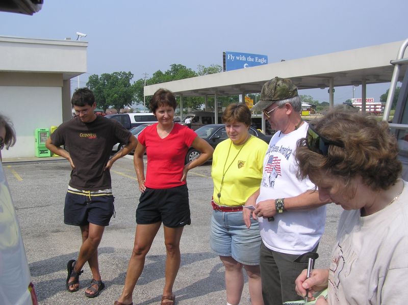 group gathering to hunt fossils